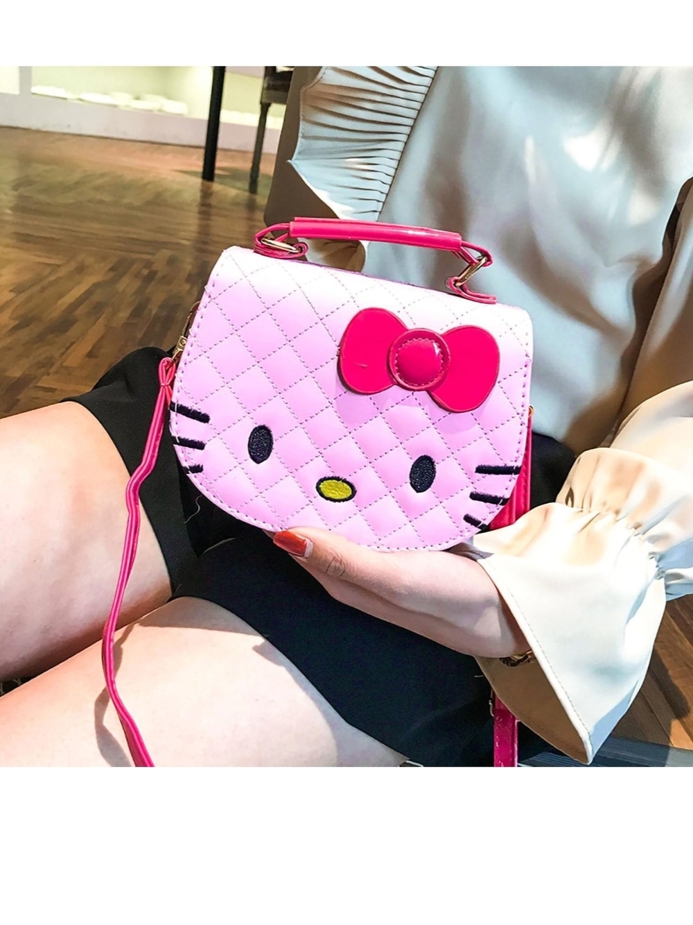 Pink Hello Kitty Face Crossbody Bag - Picture 5 of 5